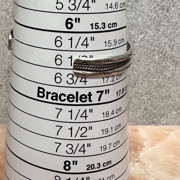 AH Anne Hellman Sterling Silver Cuff Bracelet Minimalist Artisan Signed 5505 Y - Picture 15 of 16